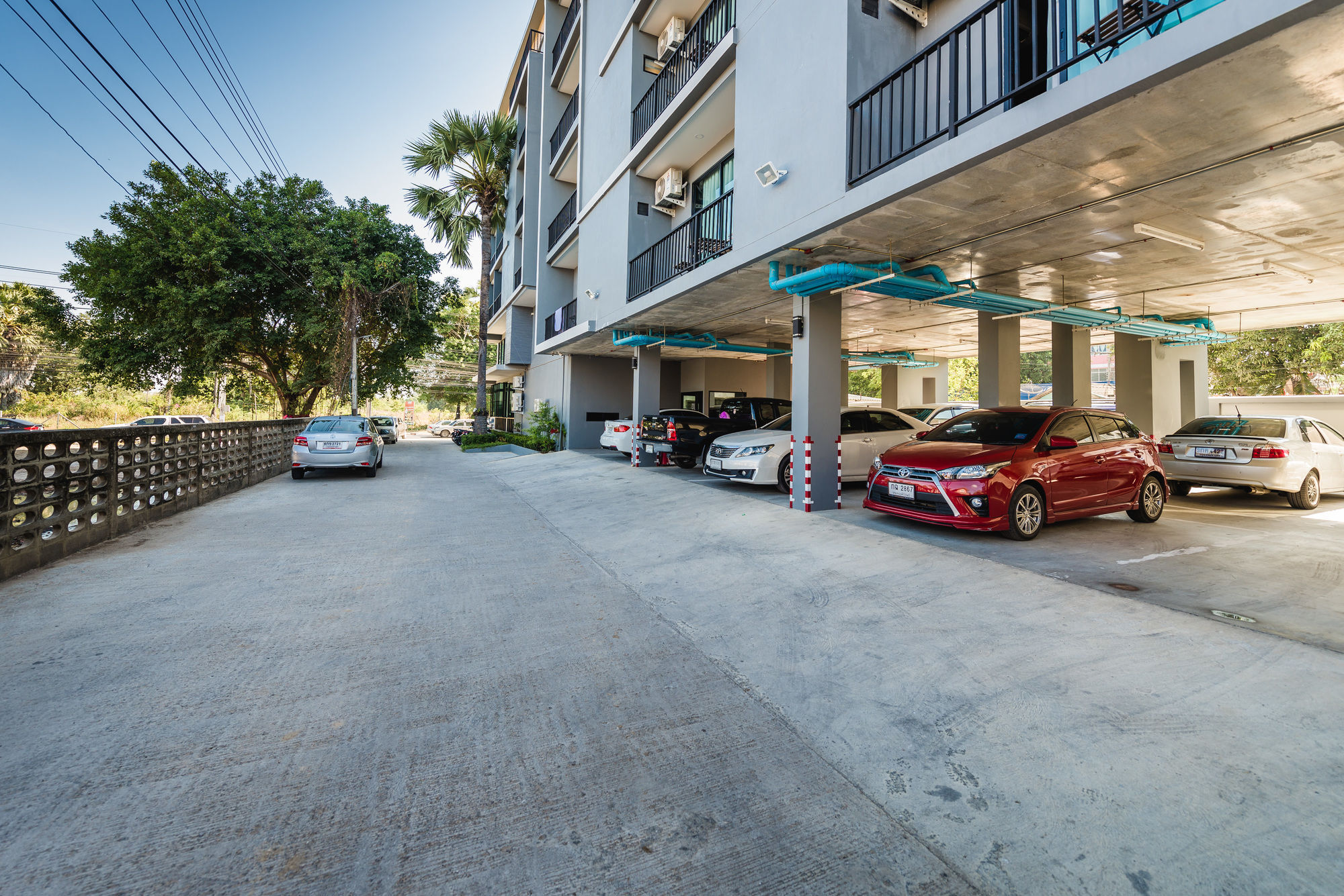 C Cha-Am Hotel Exterior photo